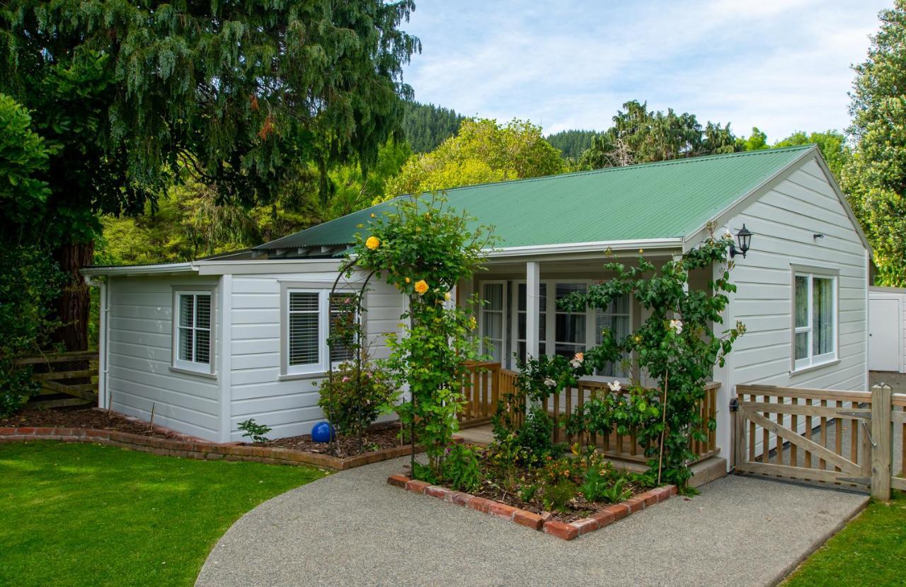 Birdsong Cottage パラパラウム エクステリア 写真