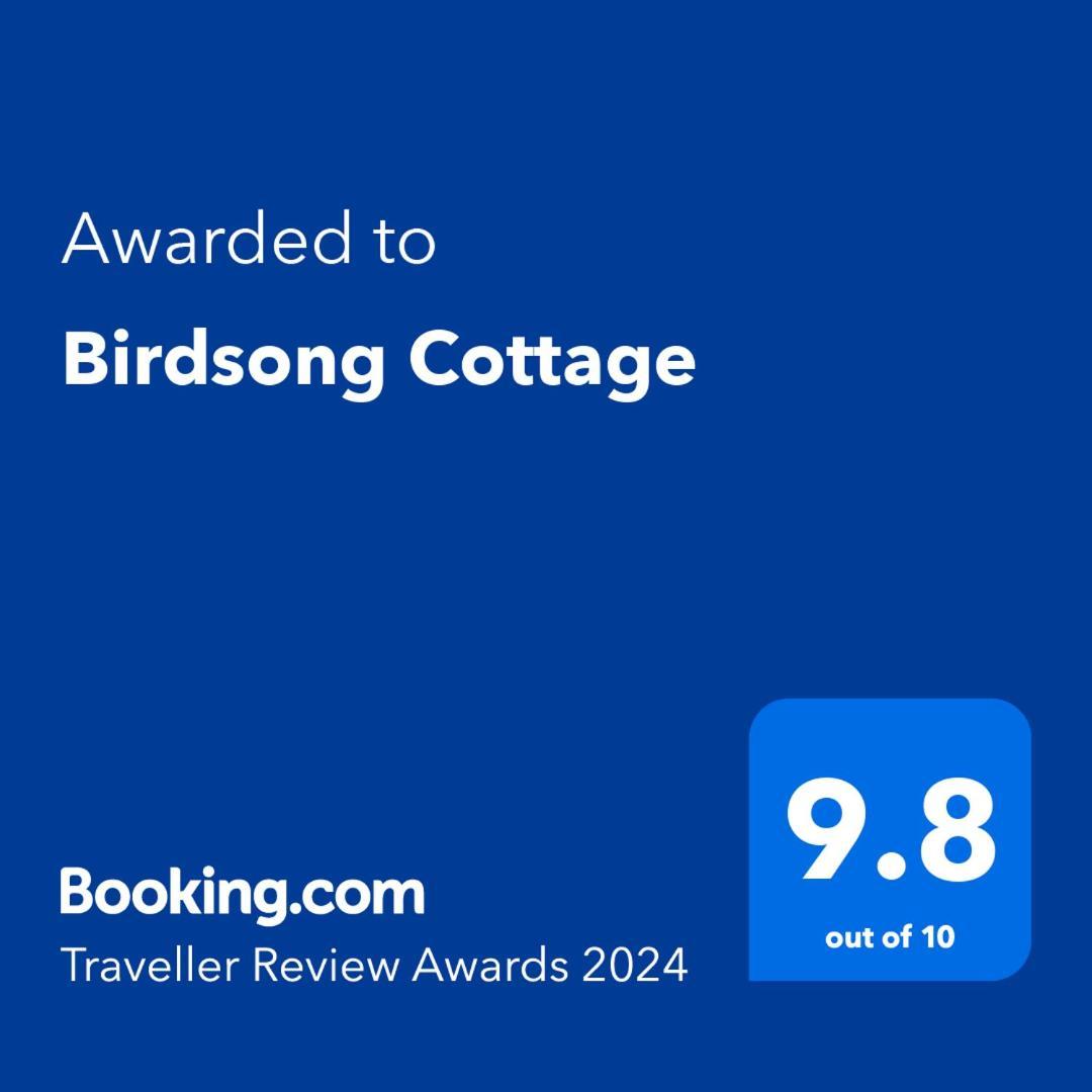 Birdsong Cottage パラパラウム エクステリア 写真