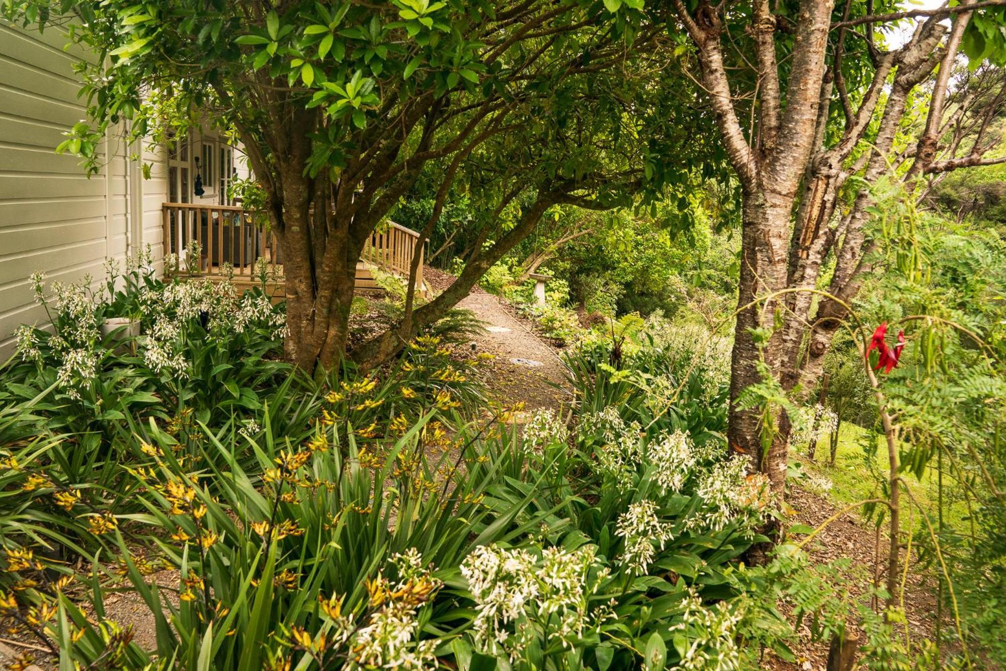 Birdsong Cottage パラパラウム エクステリア 写真
